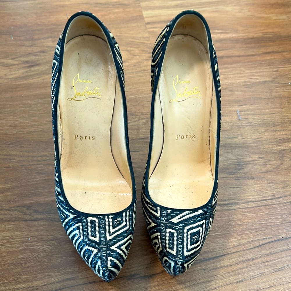 100%Authentic Christian Louboutin heels size 37 Used Condition shown in pictures - Picture 3 of 4
